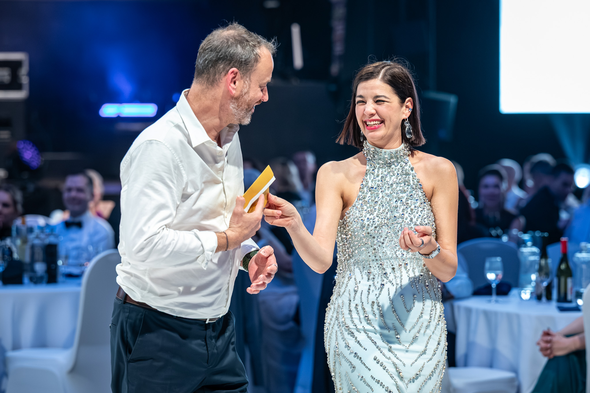 今年的舞会再次带来了难忘的时刻与出色的氛围。（摄影：András Adorján, Máté Dudás